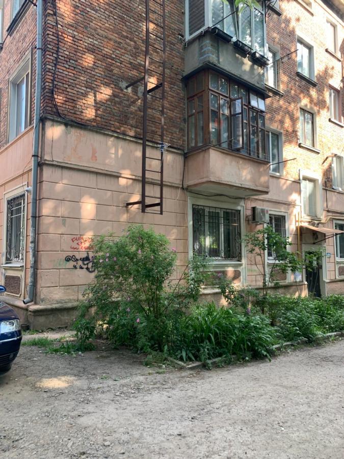 Vel Люкс Appartement Tsjernivsi Buitenkant foto